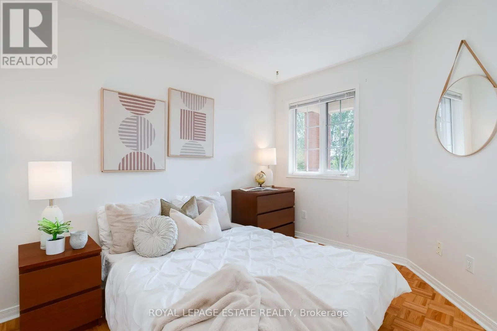 435 STONETREE COURT