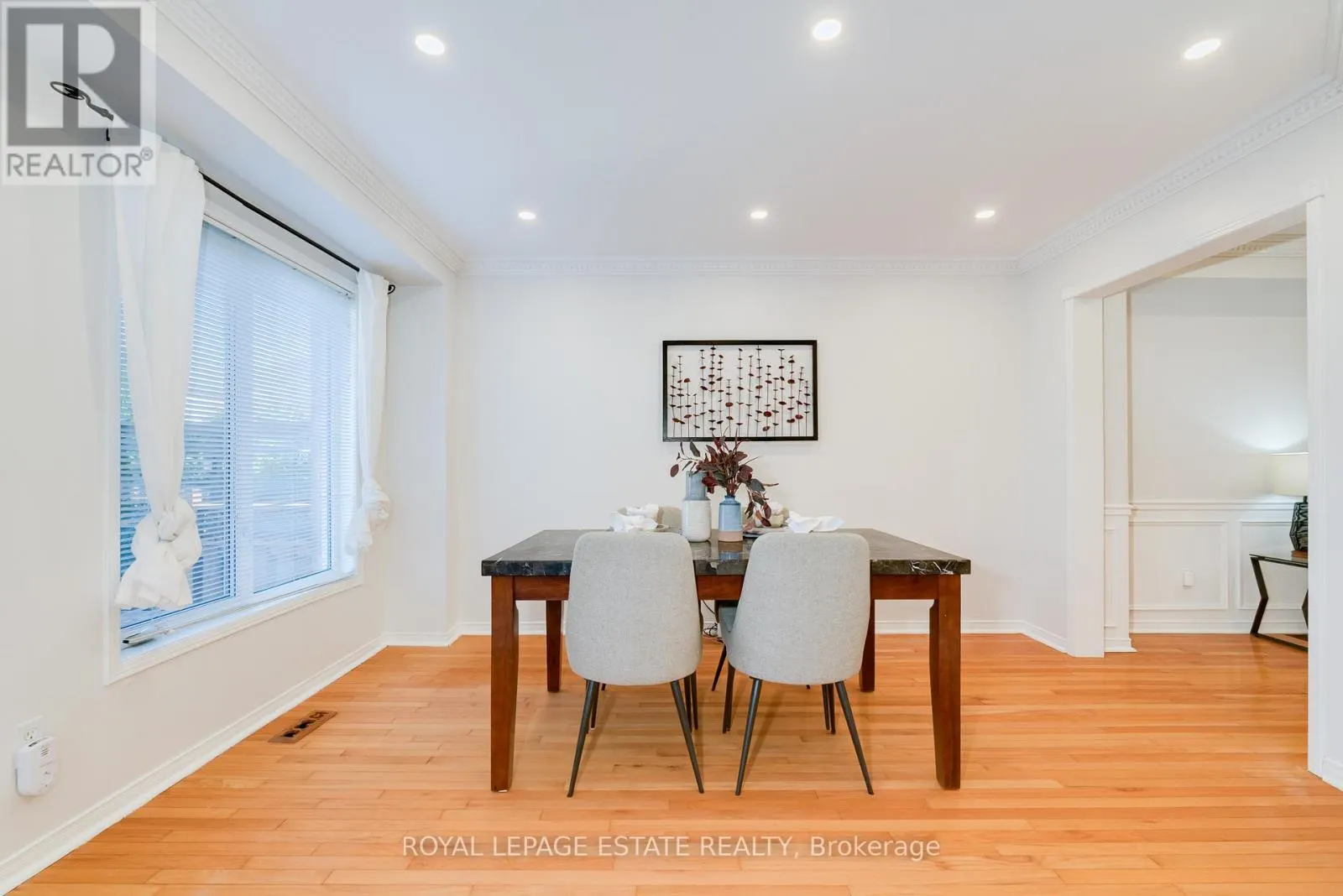 435 STONETREE COURT