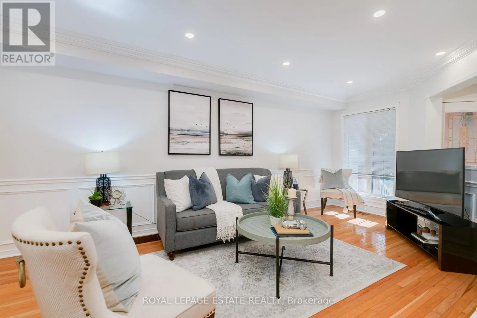 435 STONETREE COURT