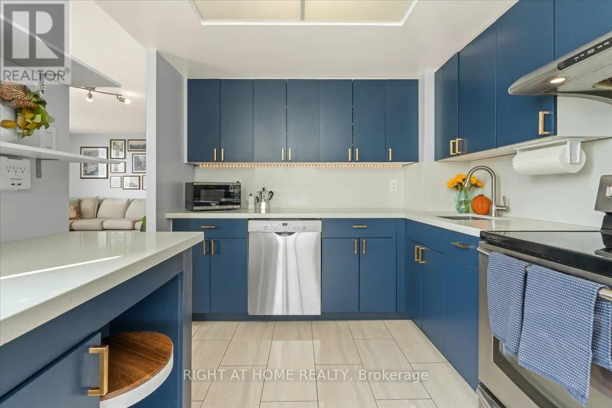 1011 - 101 SUBWAY CRESCENT