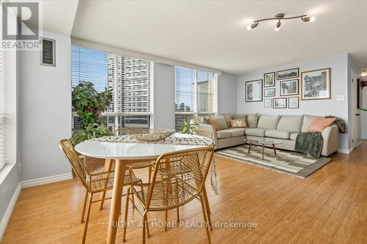 1011 - 101 SUBWAY CRESCENT