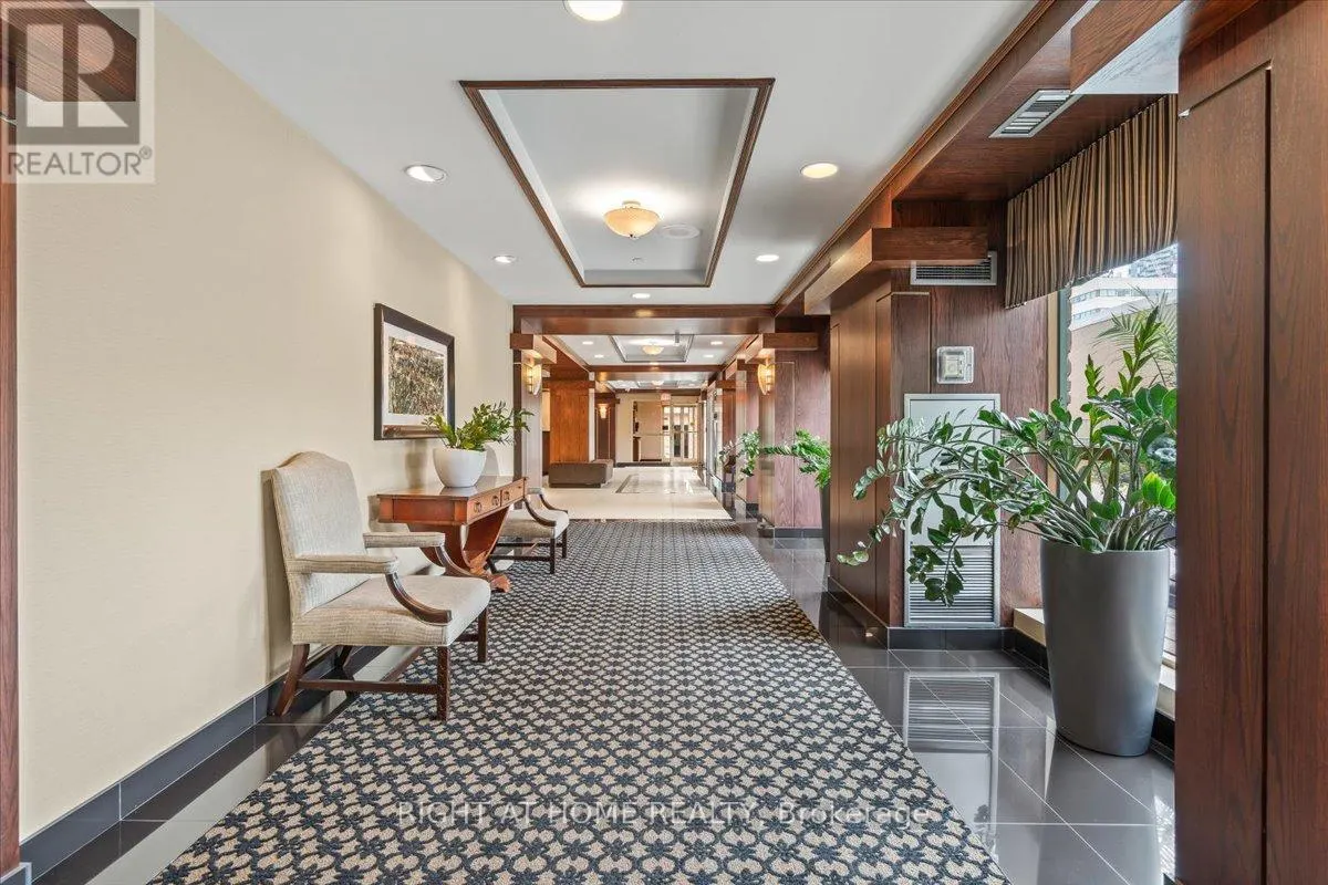 1011 - 101 SUBWAY CRESCENT