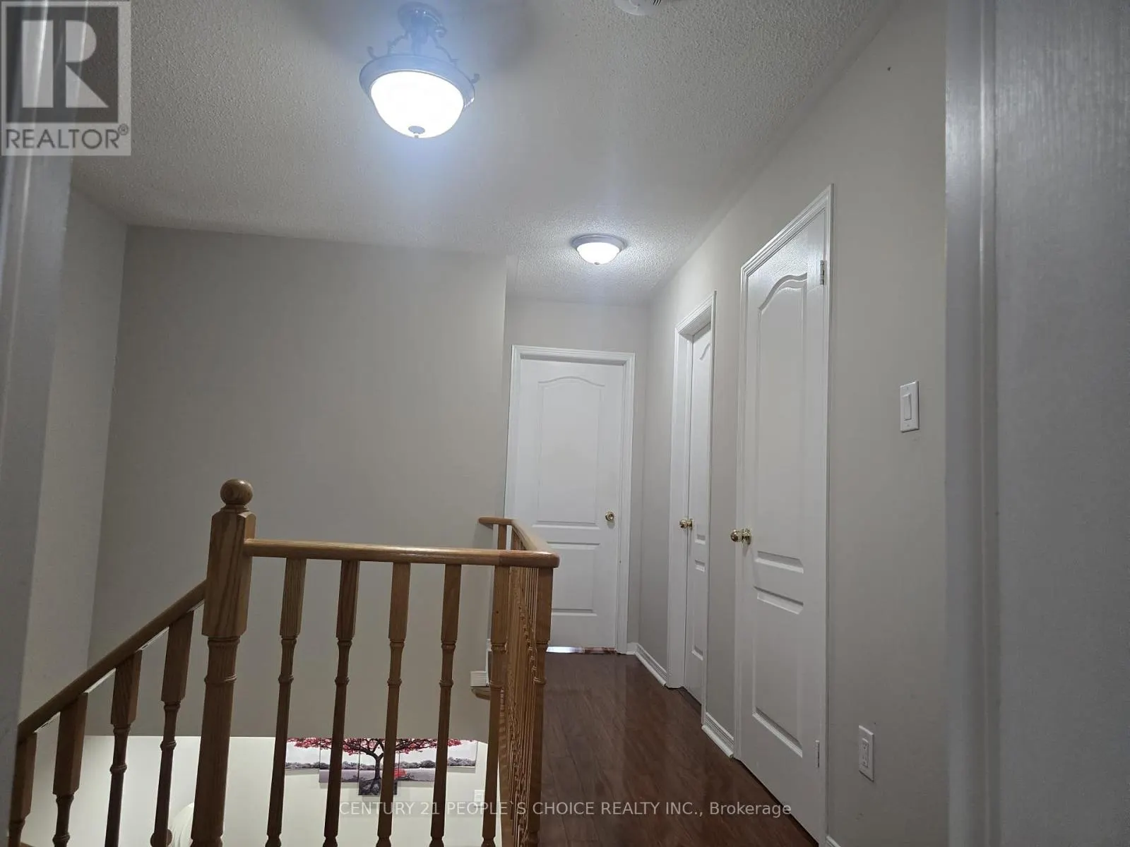 276 PRESSED BRICK DRIVE