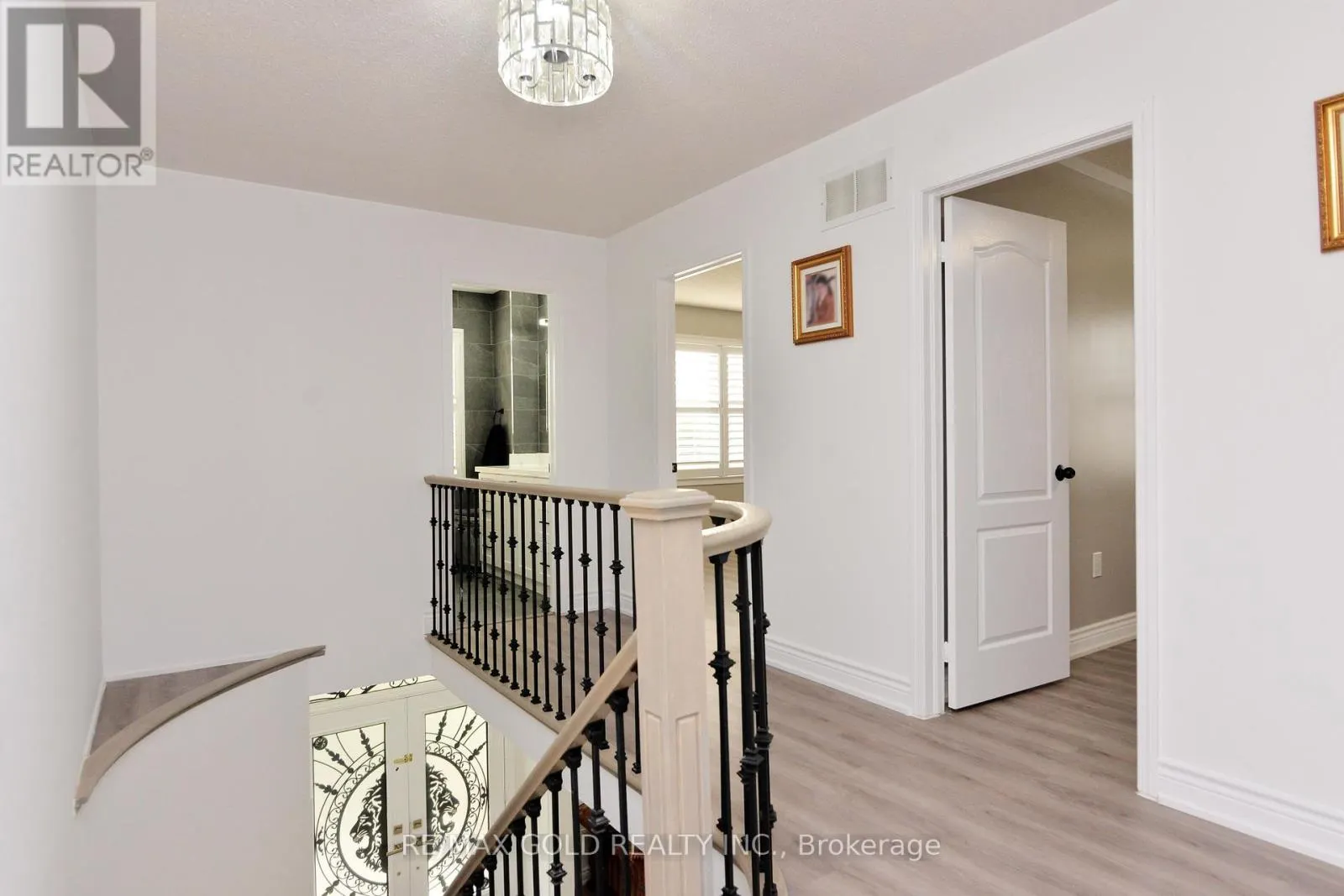 1 BLAKETON COURT