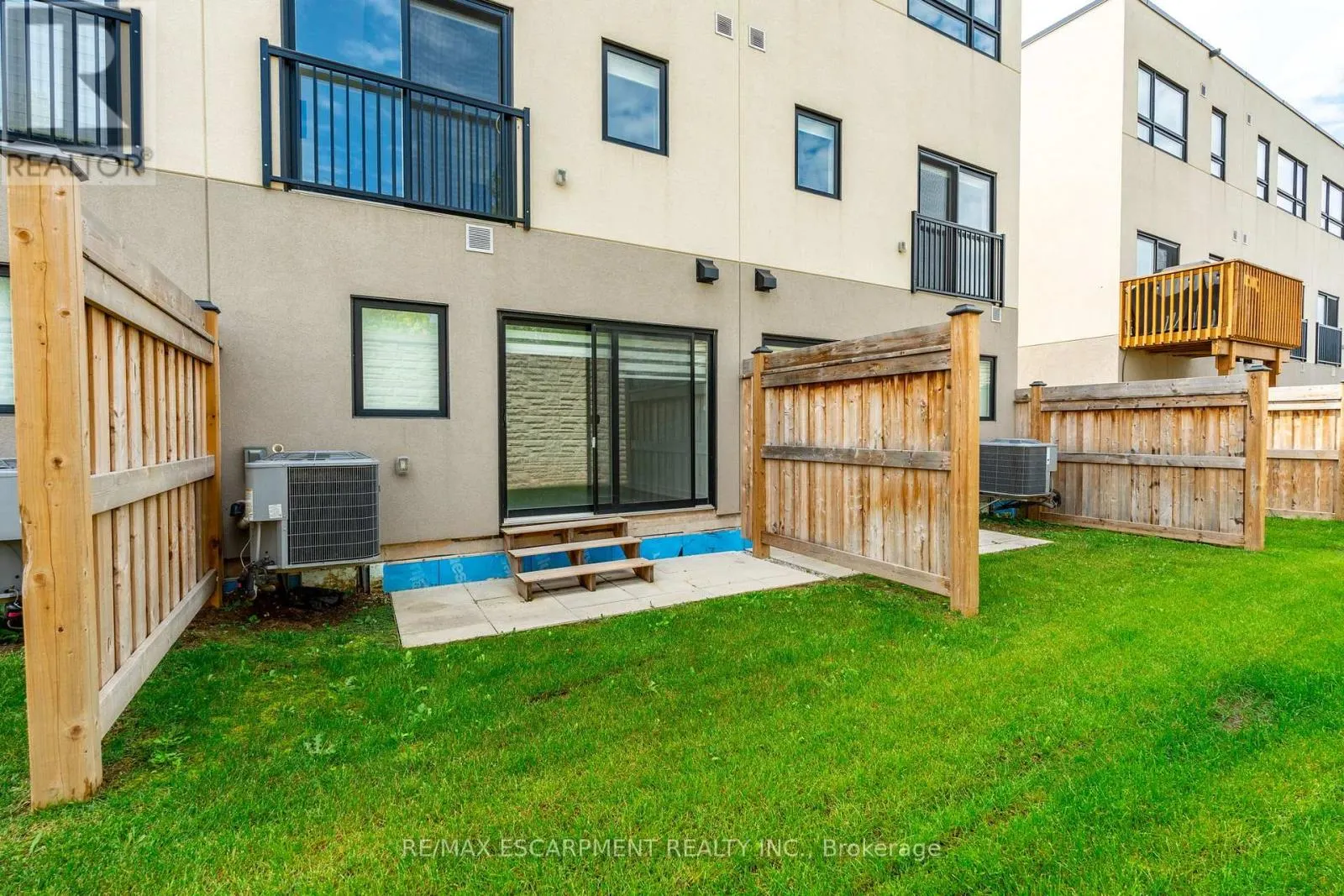73 - 1121 COOKE BOULEVARD