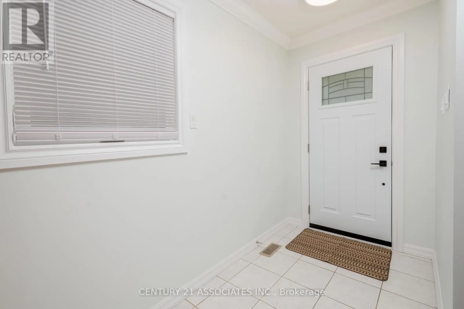 3158 HARRIS CRESCENT