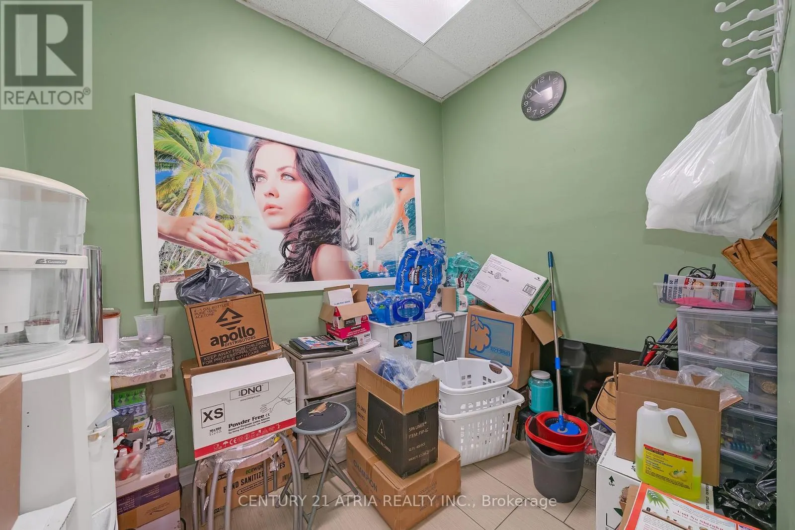 3047 HURONTARIO STREET