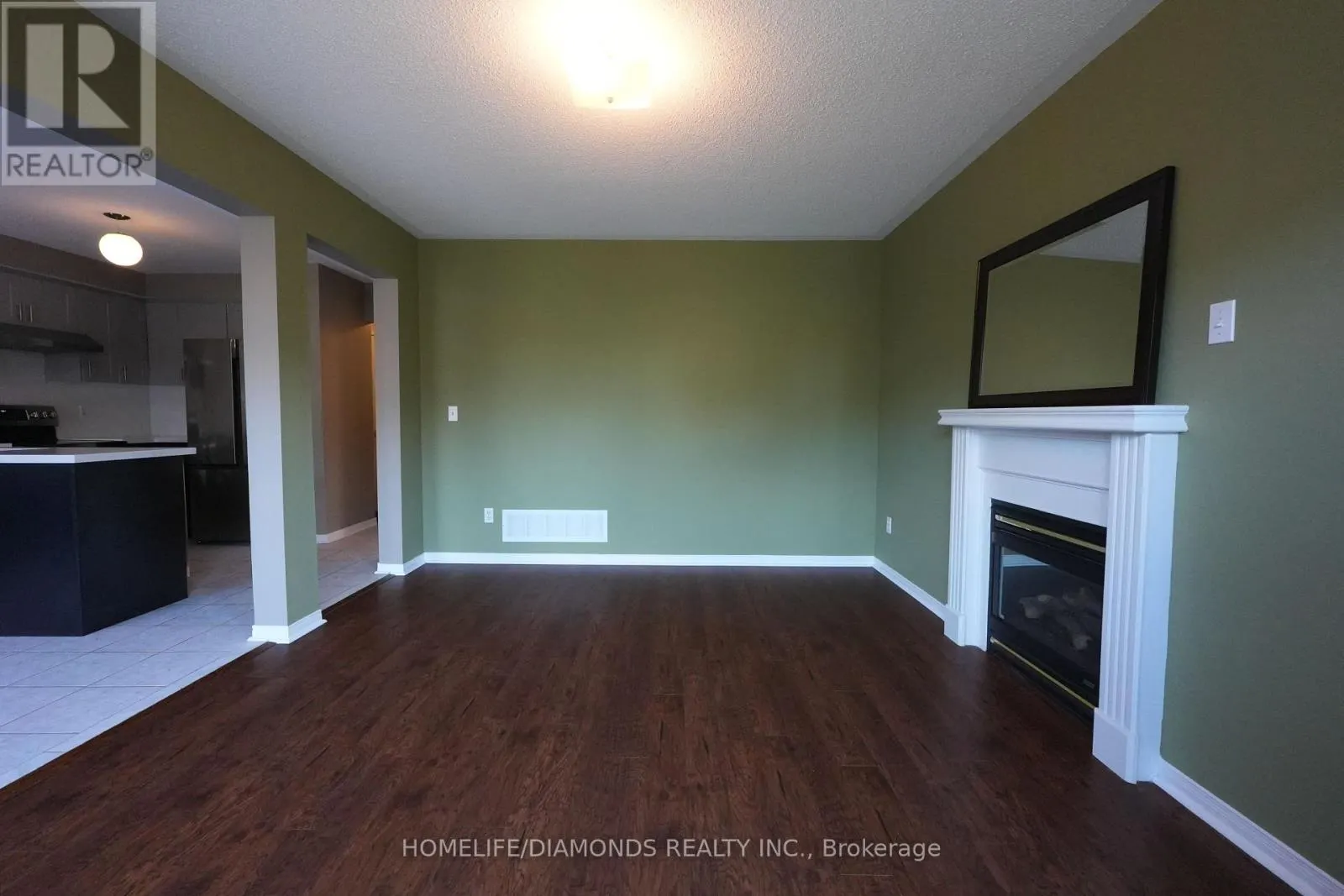 5267 BROOKWOOD COURT
