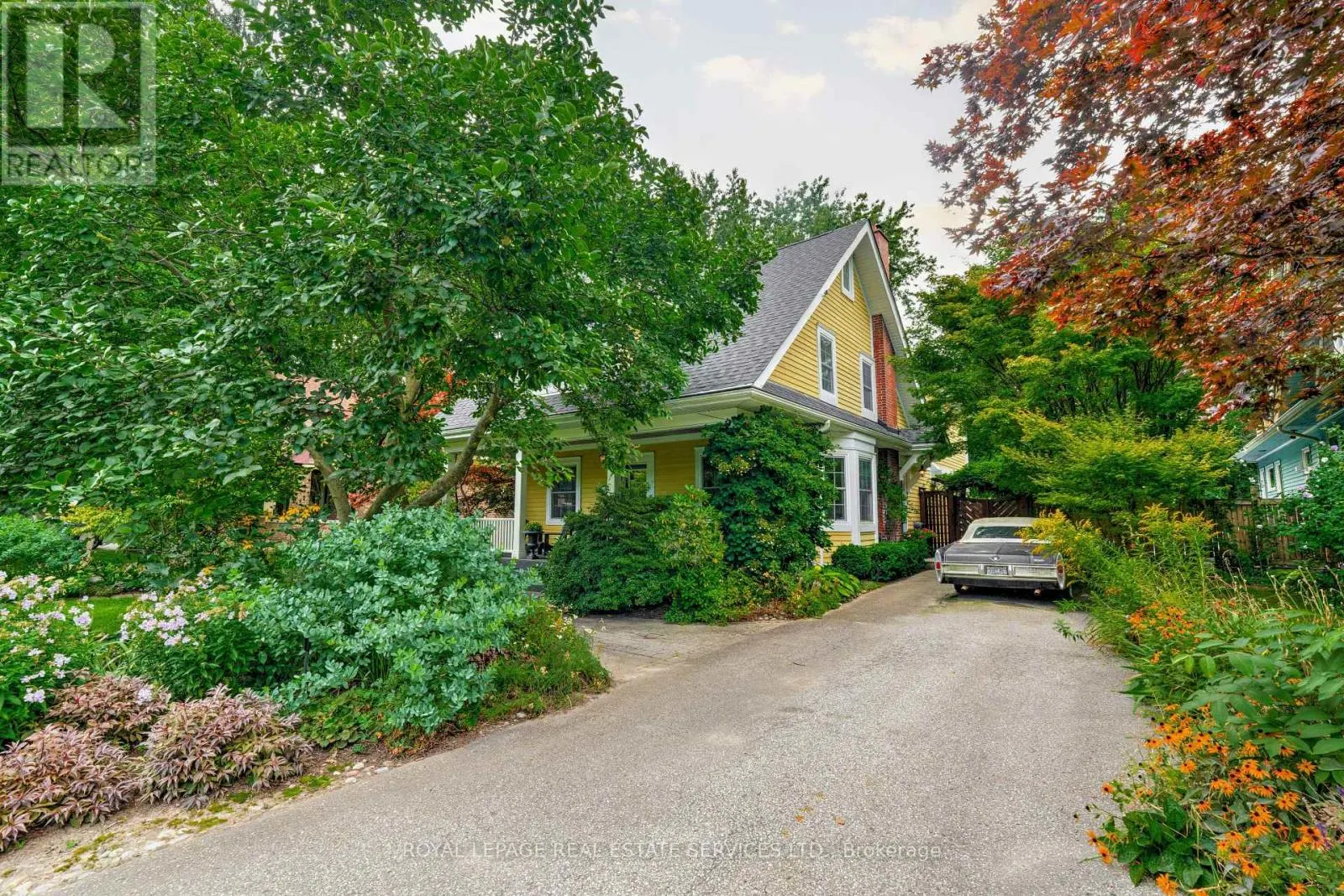 938 MEADOW WOOD ROAD