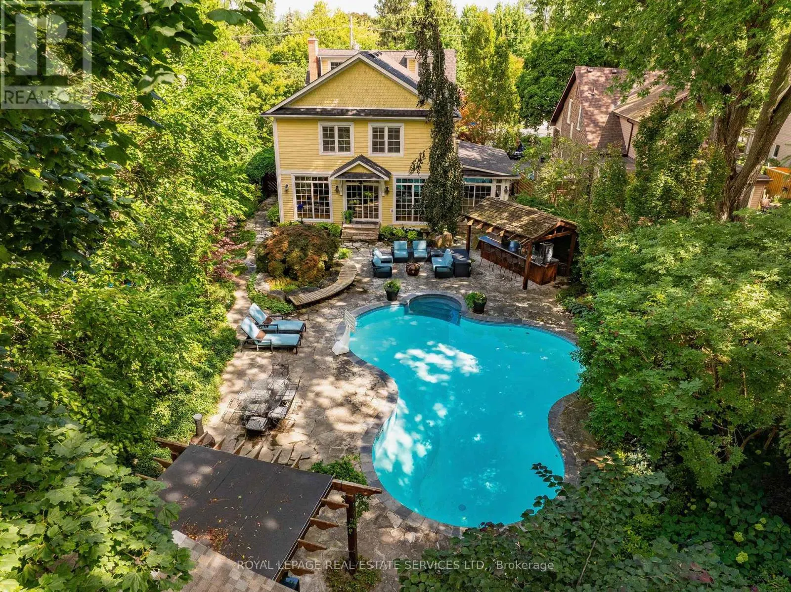 938 MEADOW WOOD ROAD
