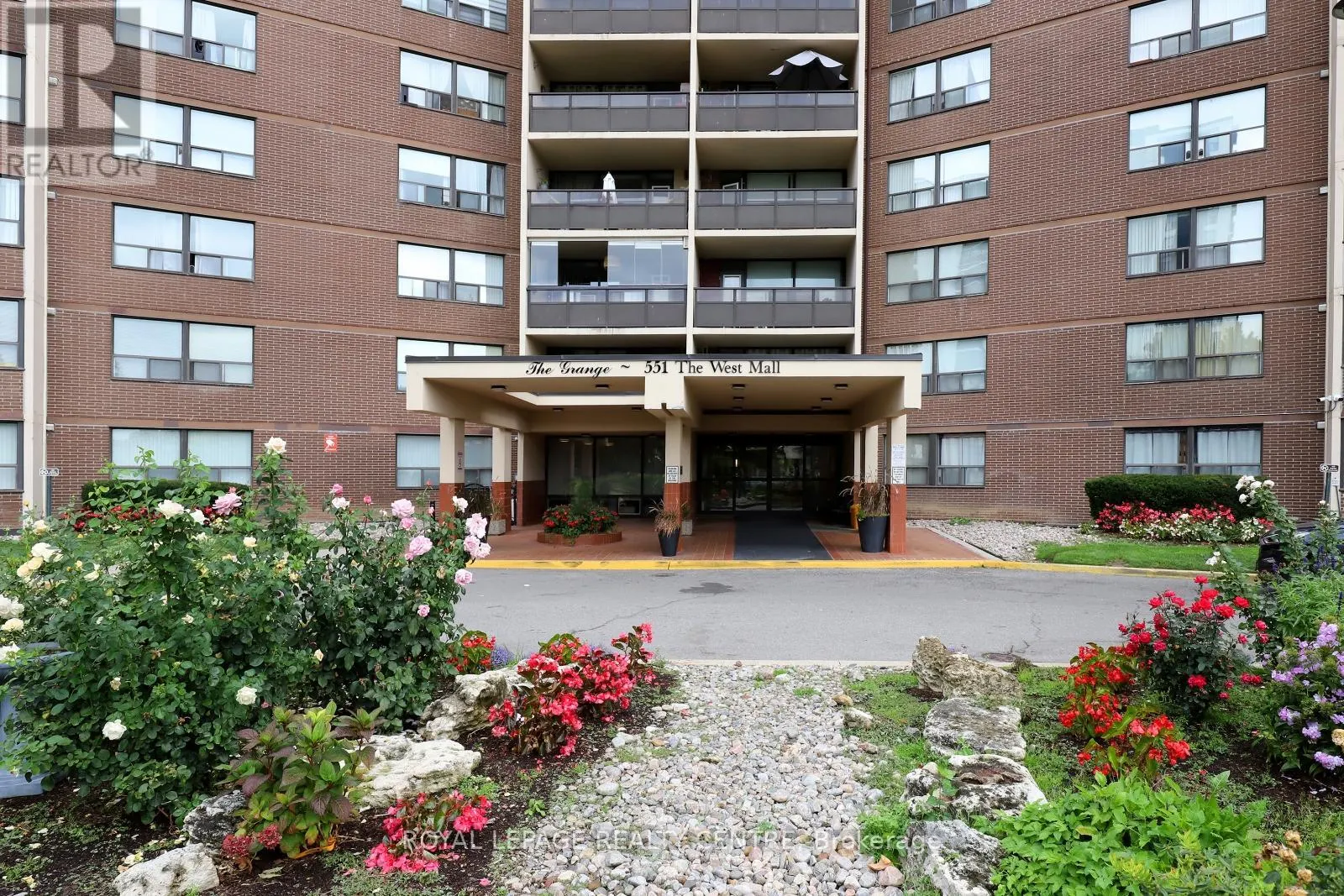 605 - 551 THE WEST MALL