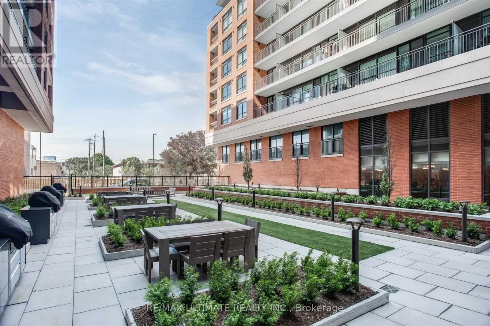 102 - 3091 DUFFERIN STREET