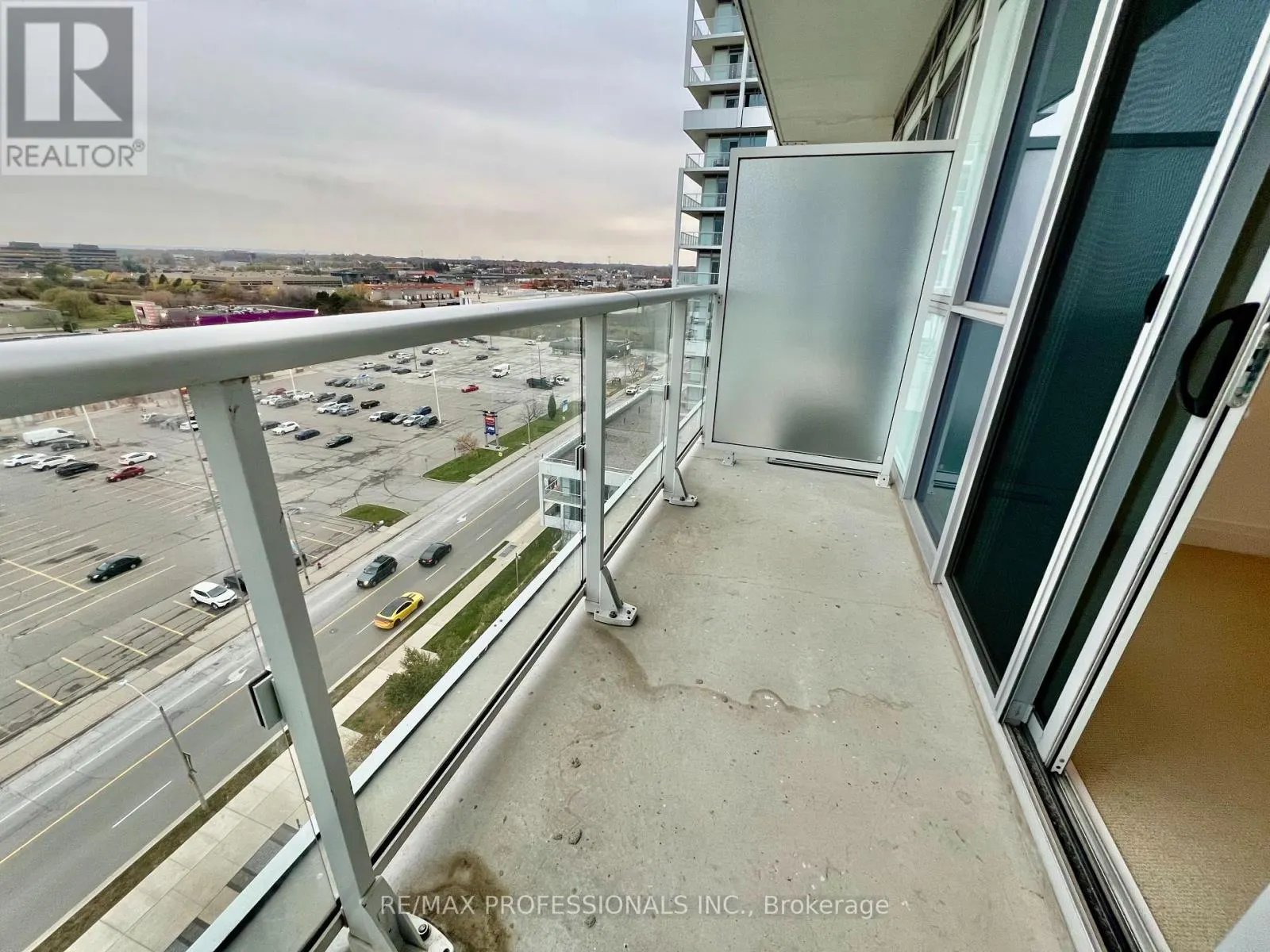 1011 - 55 SPEERS ROAD