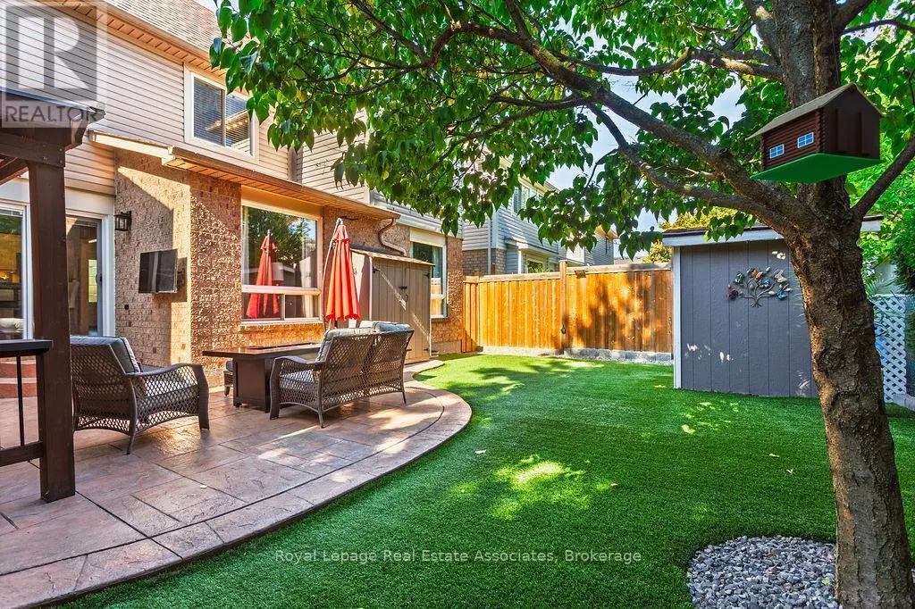 2221 BLUEGRASS LANE