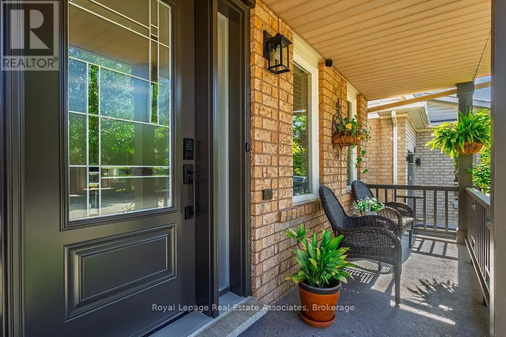 2221 BLUEGRASS LANE