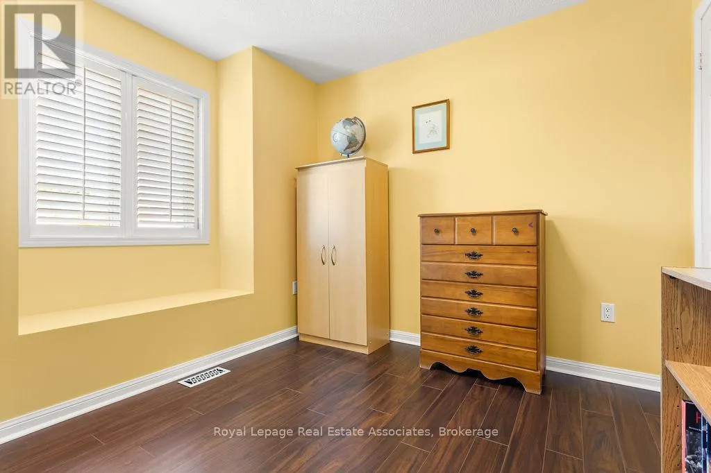 2221 BLUEGRASS LANE