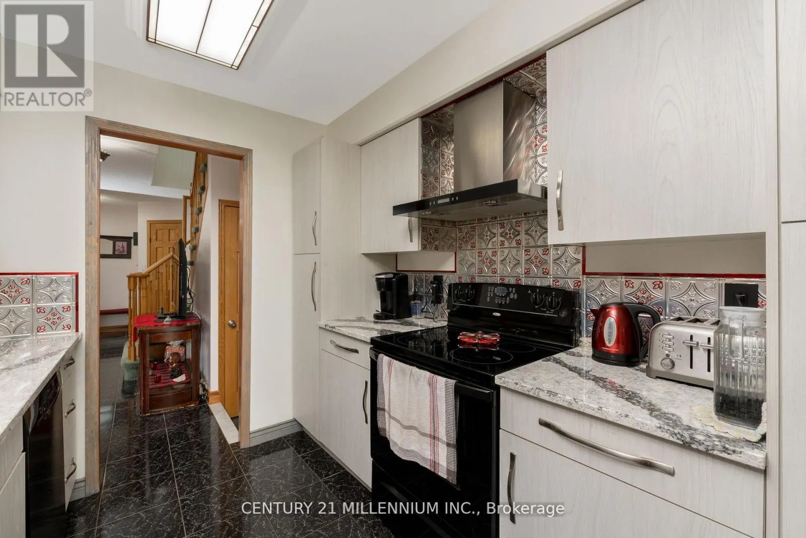 14 FORESTGROVE CIRCLE