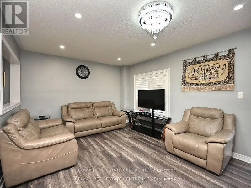 1162 TUPPER DRIVE