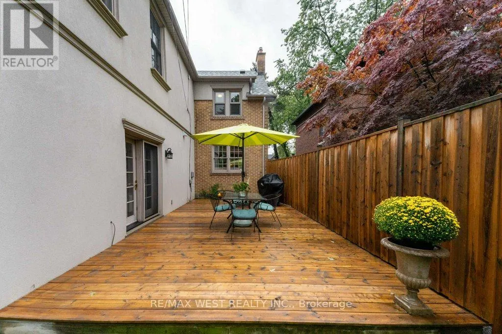 6 KINGSGROVE BOULEVARD