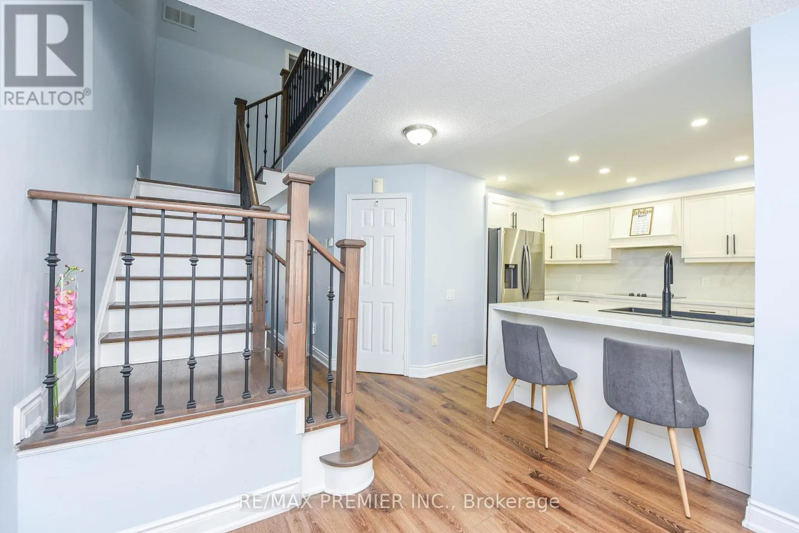 15D VIEW GREEN CRESCENT