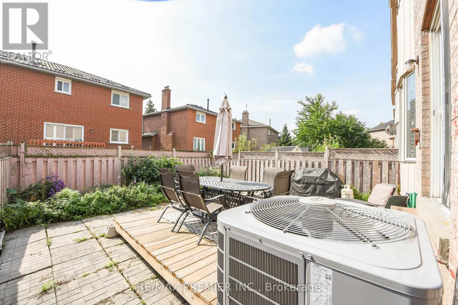 15D VIEW GREEN CRESCENT