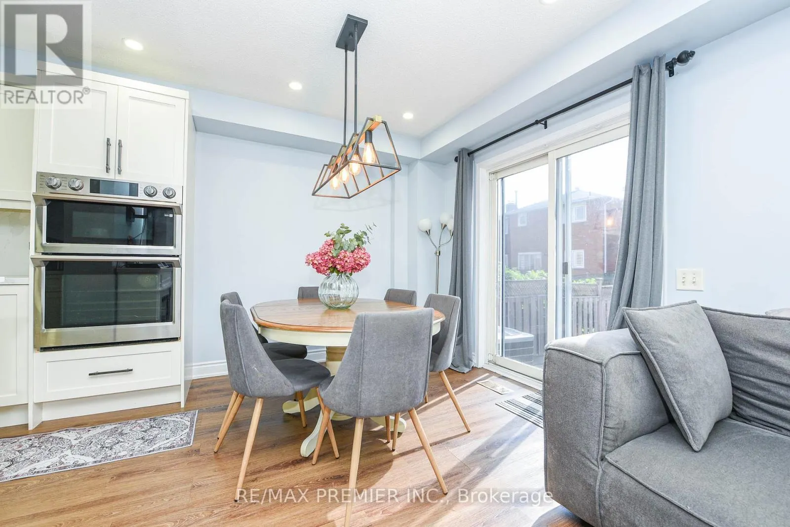 15D VIEW GREEN CRESCENT