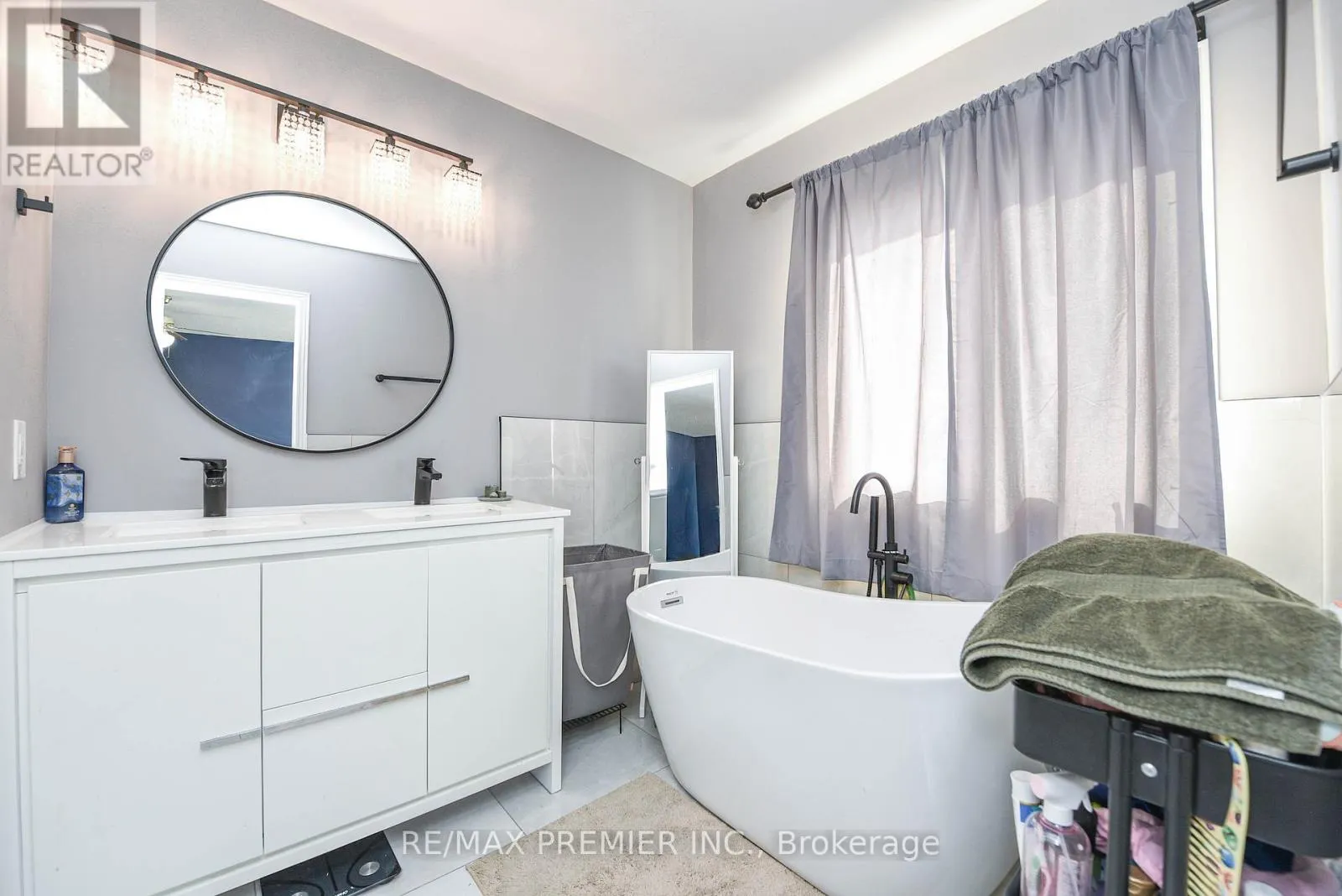 15D VIEW GREEN CRESCENT