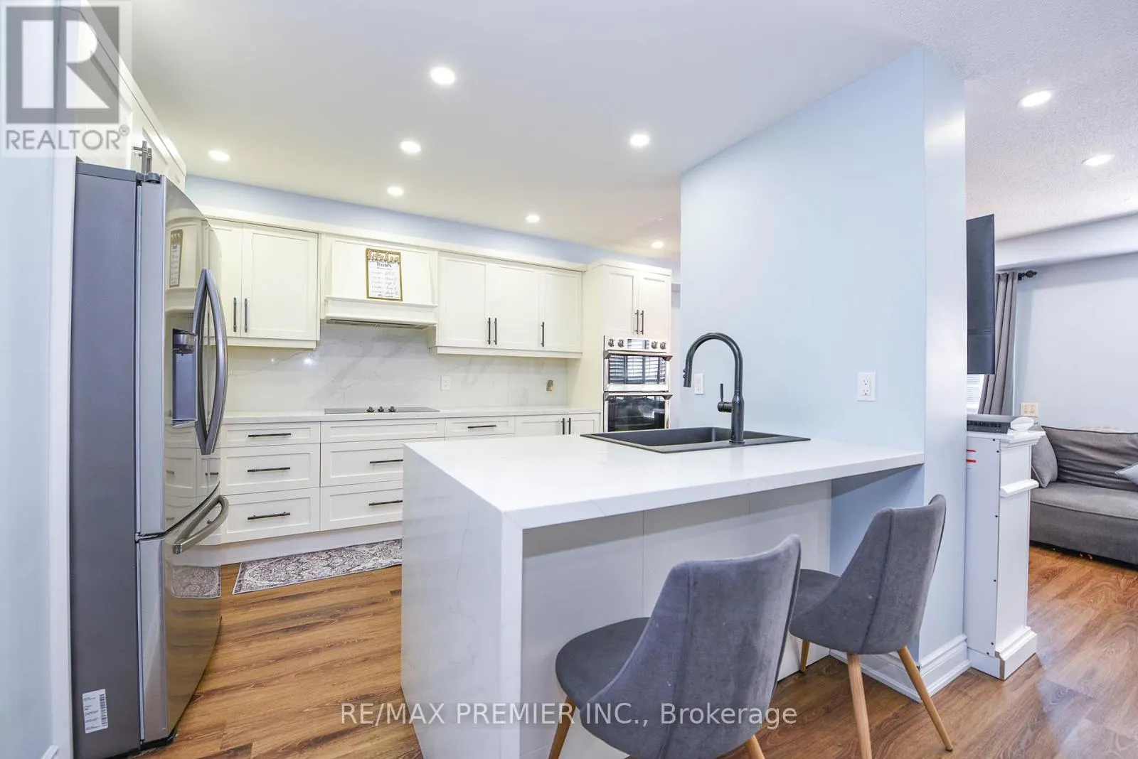 15D VIEW GREEN CRESCENT