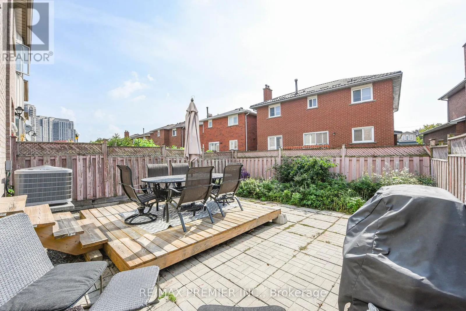 15D VIEW GREEN CRESCENT