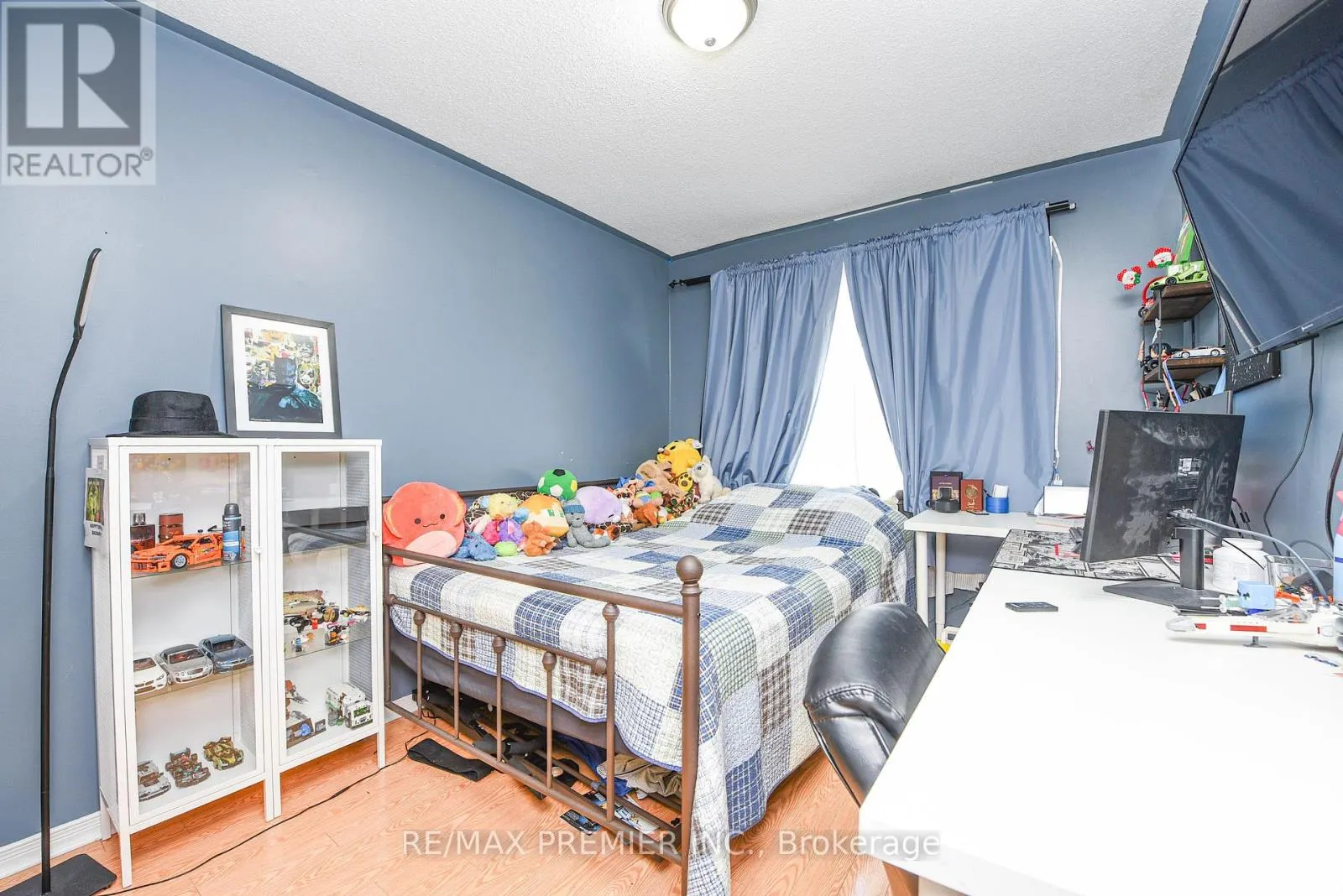 15D VIEW GREEN CRESCENT