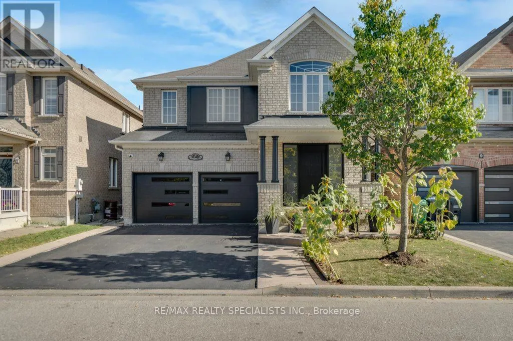 7 NEWINGTON CRESCENT