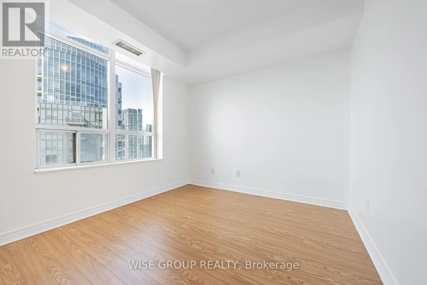 3012 - 310 BURNHAMTHORPE ROAD W