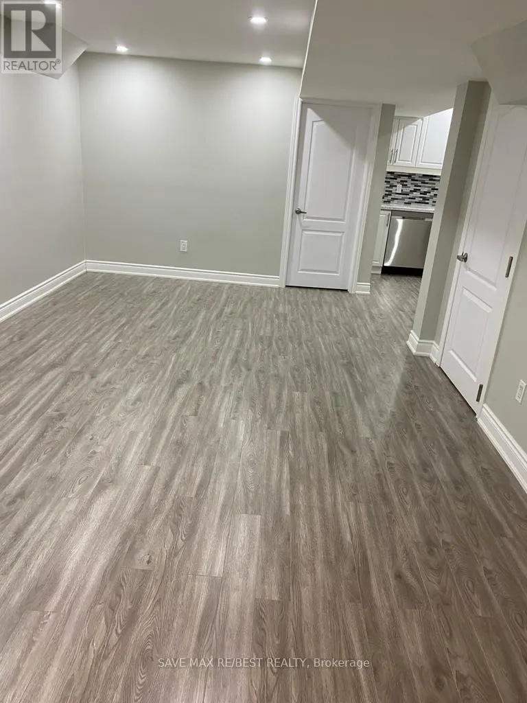 BSMT - 20 ISLE ROYAL TERRACE