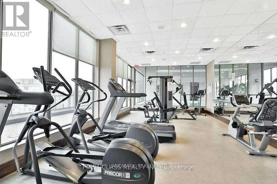 1002 - 55 ELM DRIVE W