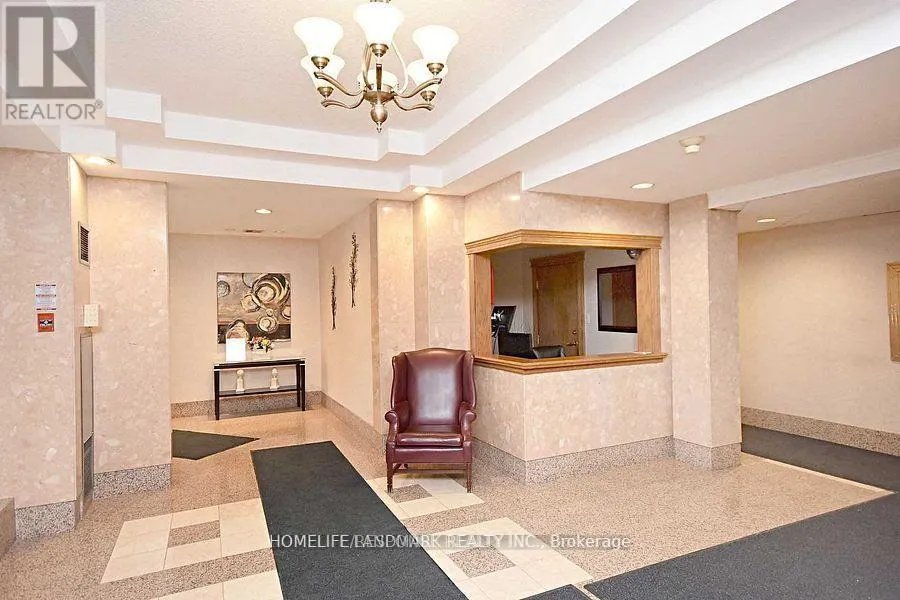 1002 - 55 ELM DRIVE W