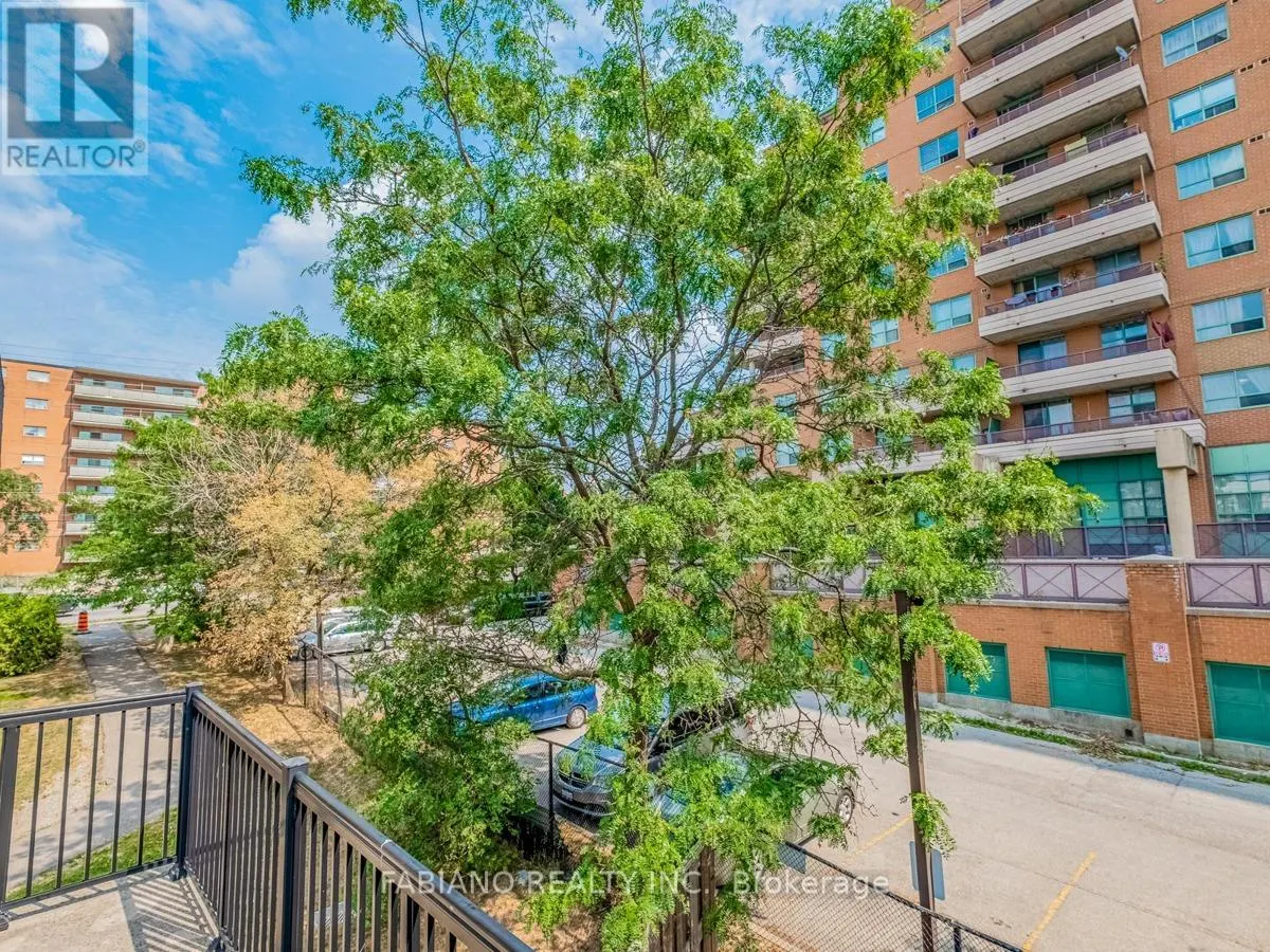 2016 - 3049 FINCH AVENUE W
