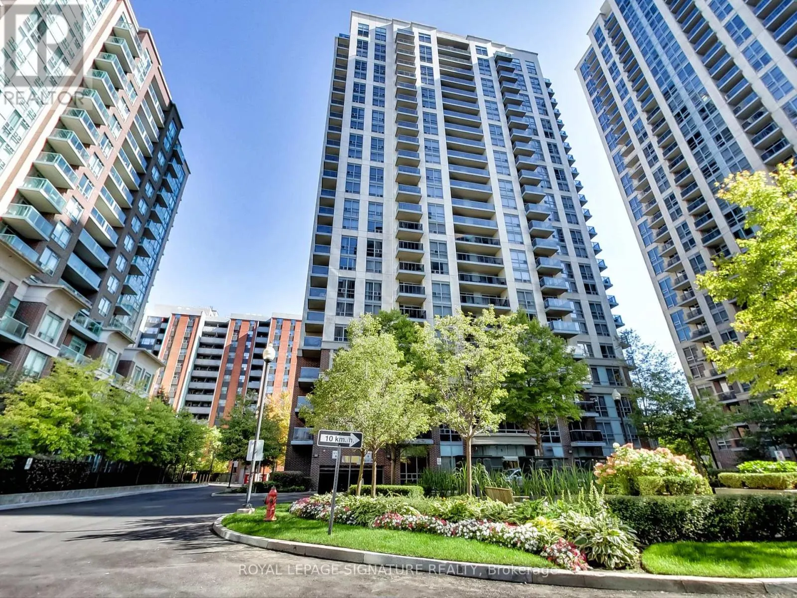 309 - 5 MICHAEL POWER PLACE