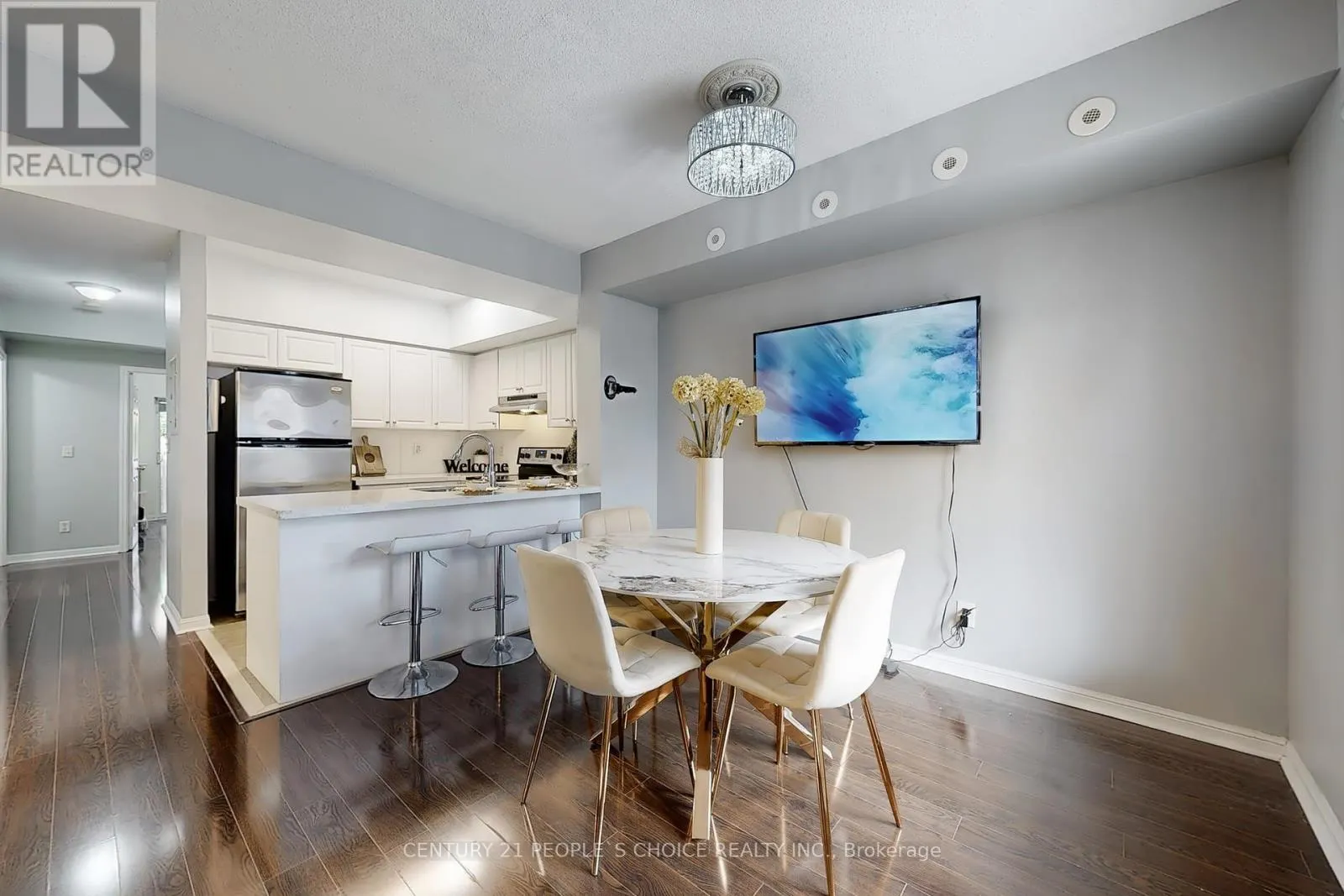 1028 - 3045 FINCH AVENUE W