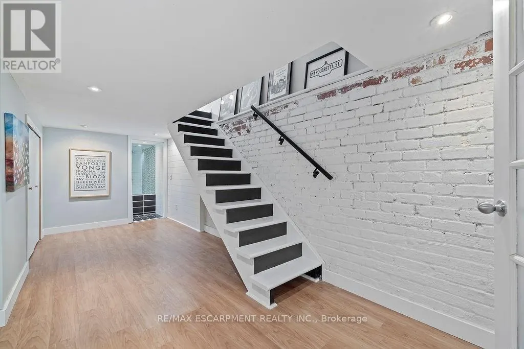 406 MARGUERETTA STREET