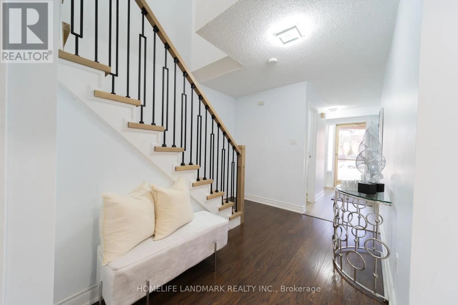 1230 KIRSTIE COURT
