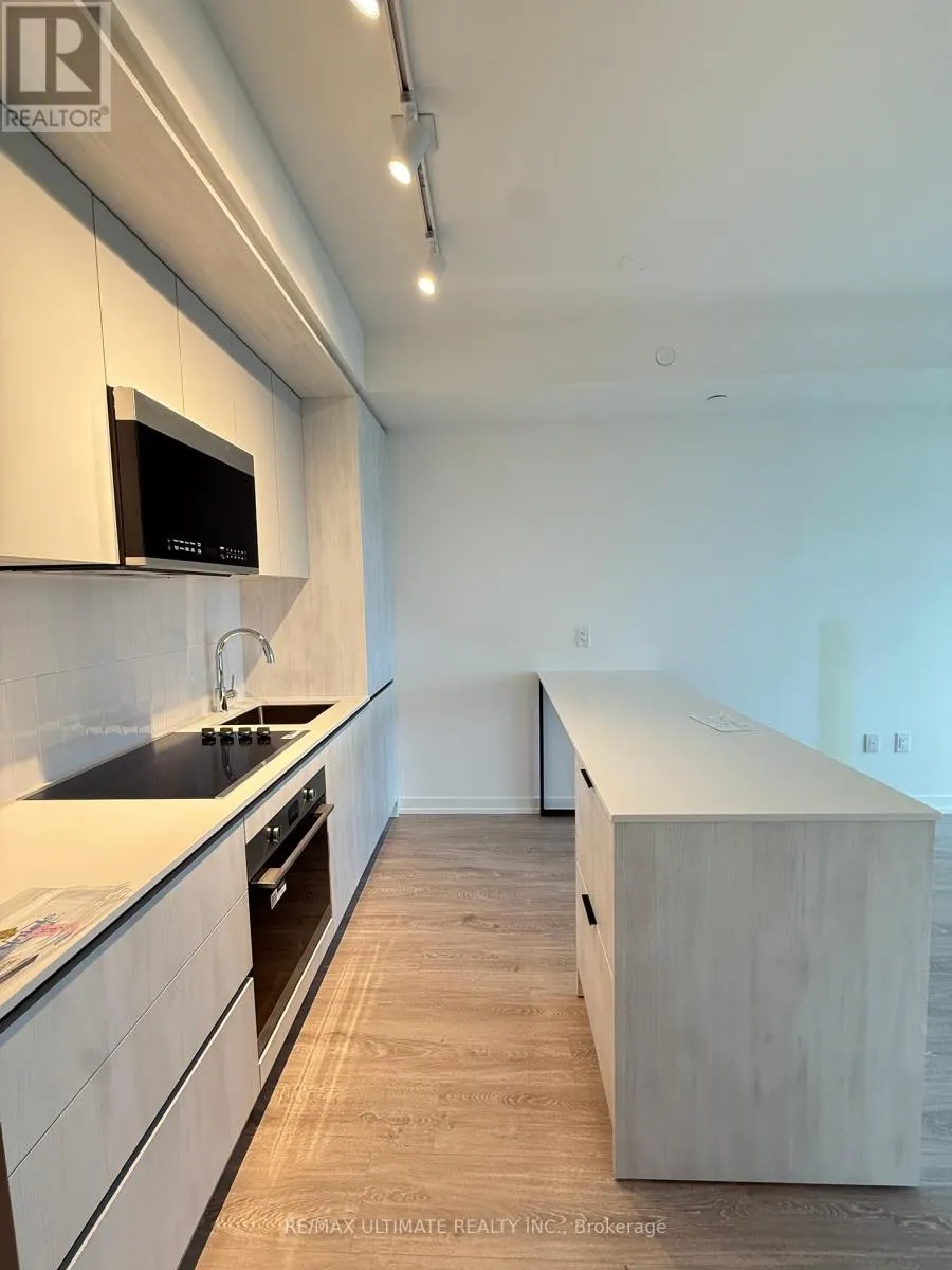 820 - 2485 EGLINTON AVENUE W