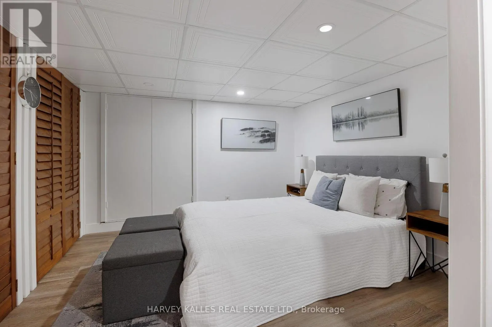 30 NEILOR CRESCENT