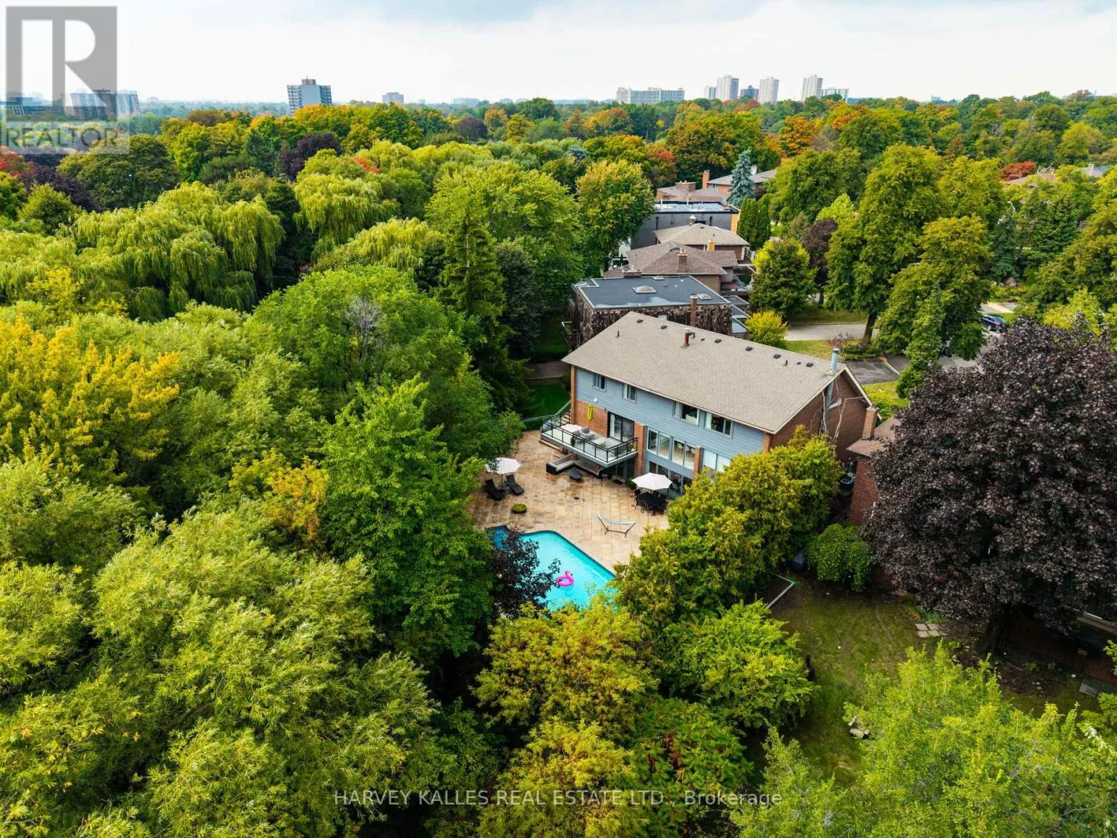 30 NEILOR CRESCENT