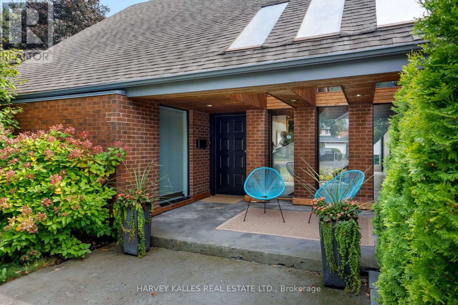 30 NEILOR CRESCENT