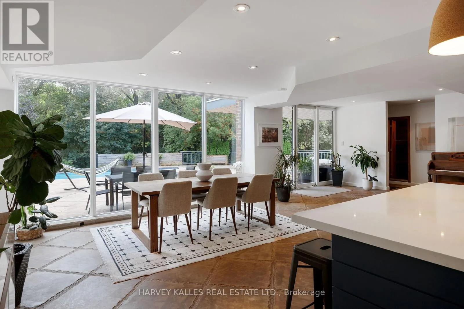 30 NEILOR CRESCENT