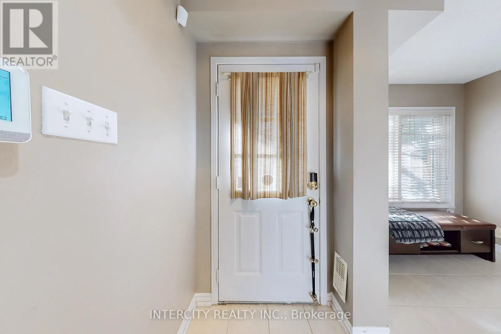 29 BIRDSTONE CRESCENT