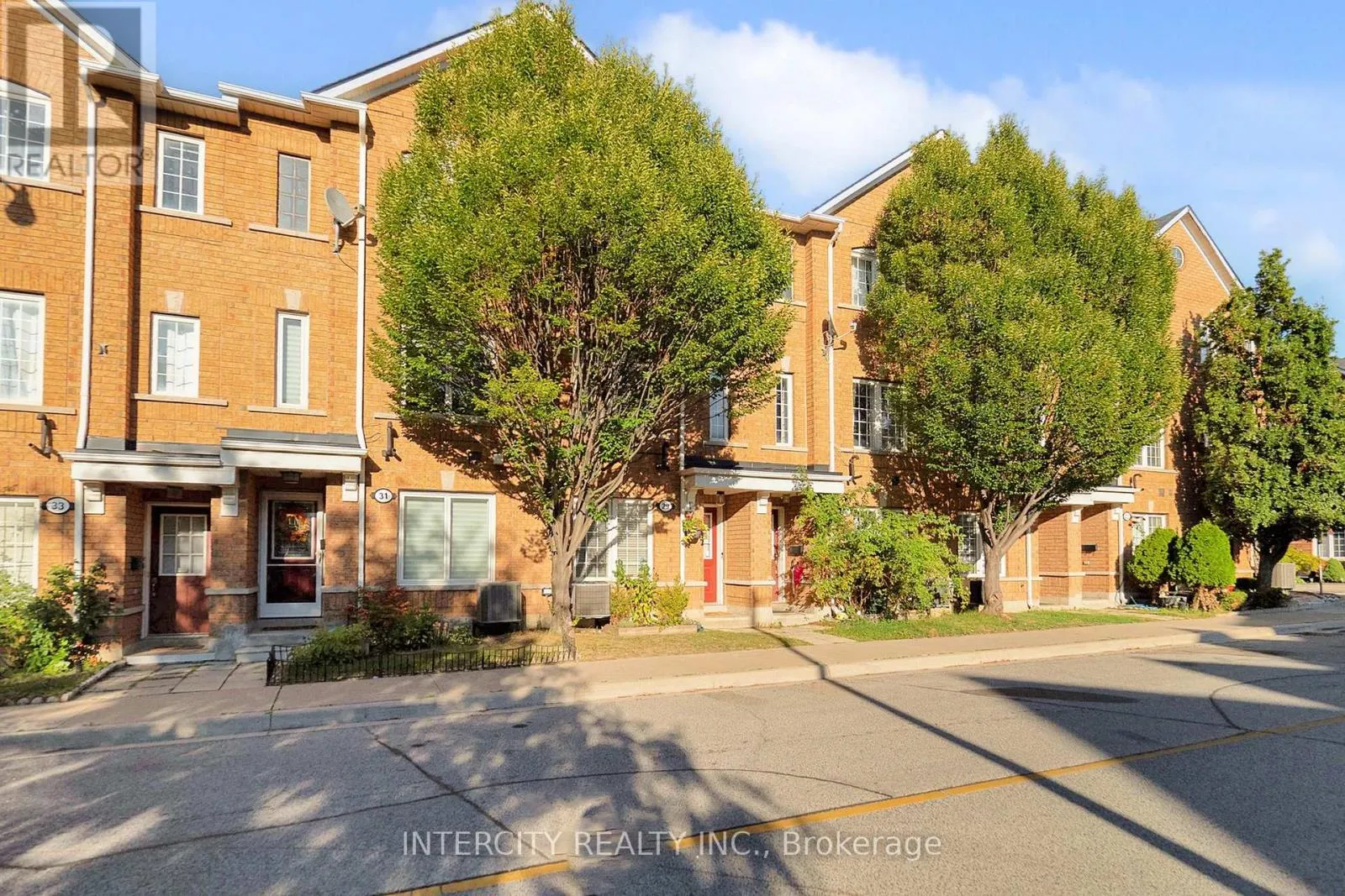 29 BIRDSTONE CRESCENT