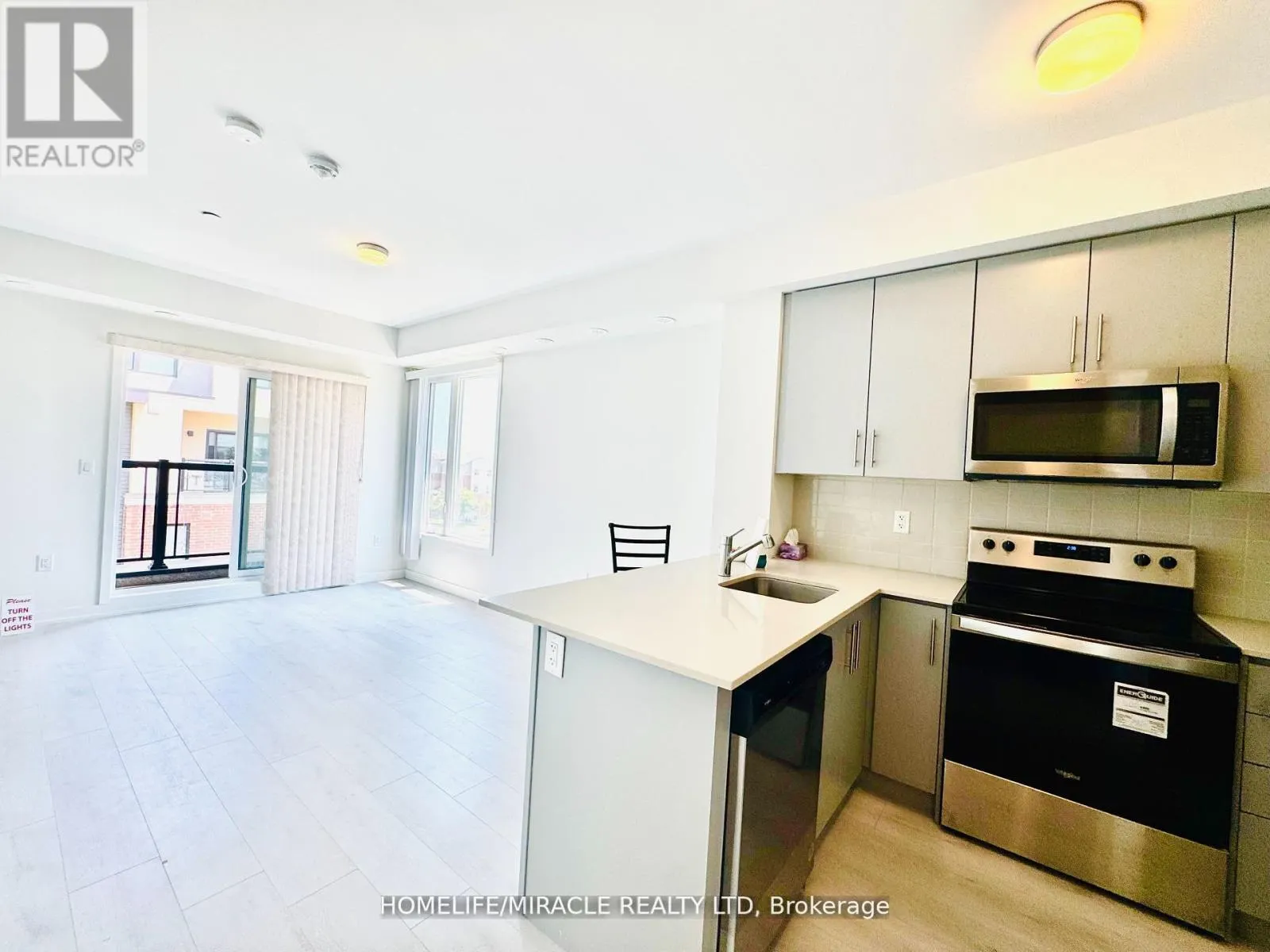 36 - 3409 RIDGEWAY DRIVE