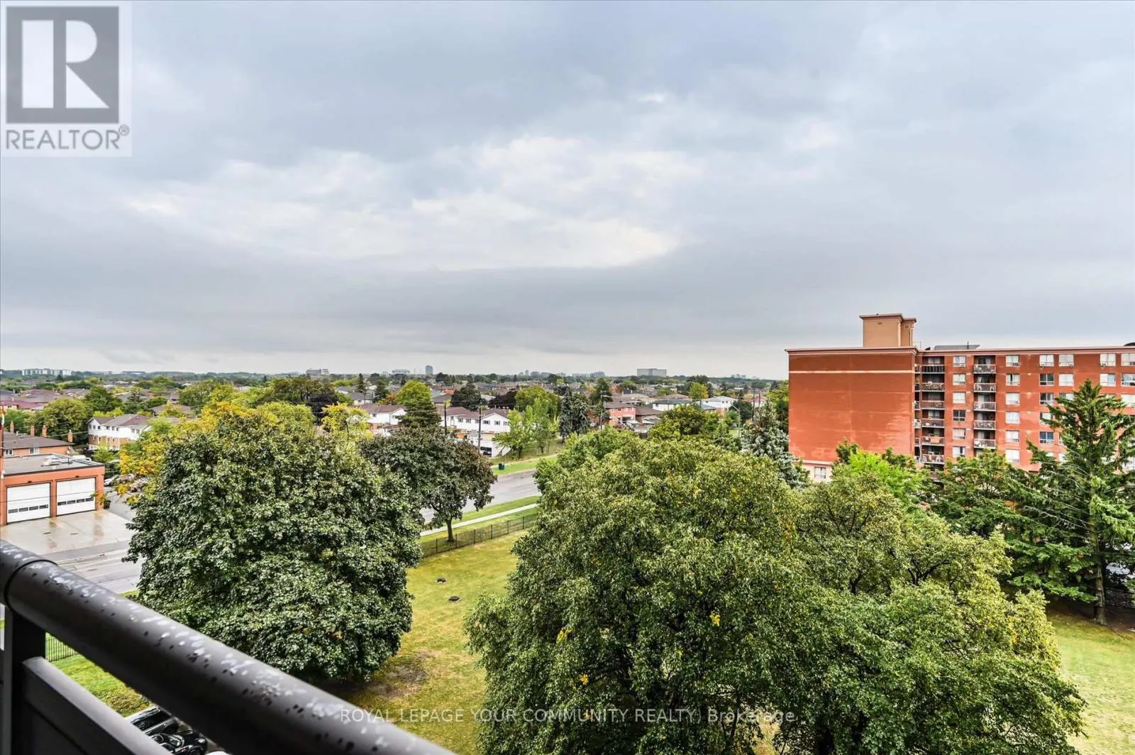 612 - 5 FRITH ROAD