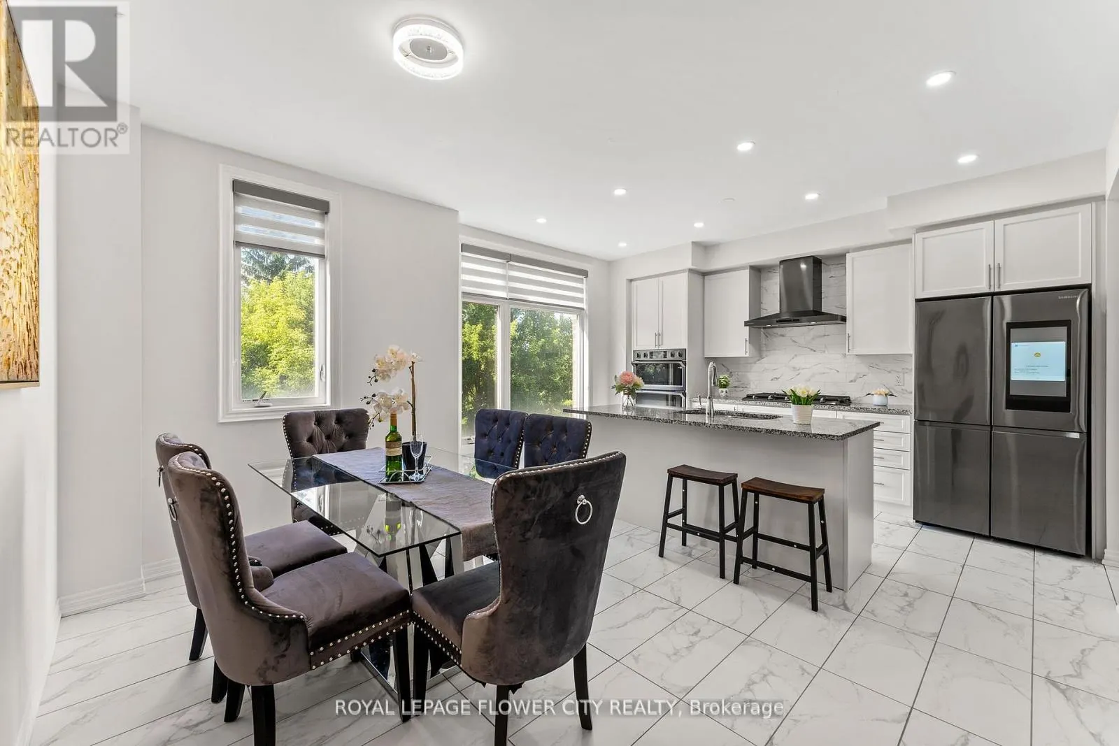 38 QUEENPOST DRIVE